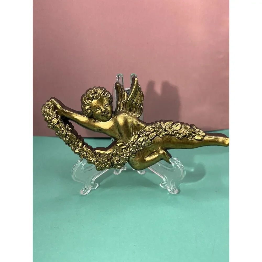 Syroco Gold-Accented Cherub Set with Lei Wall Hangings Lot of three (3)